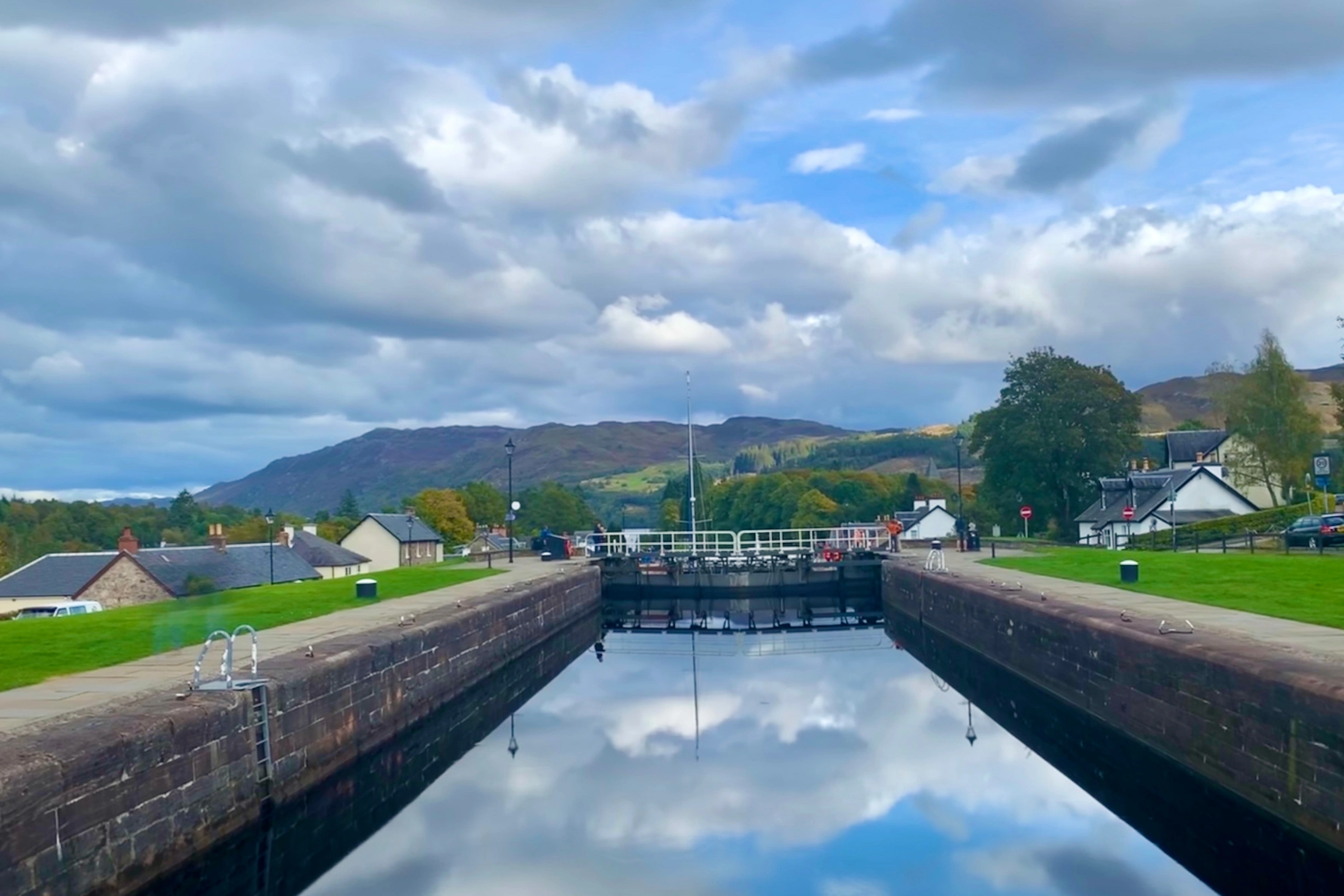 Loch_Ness[1].webp